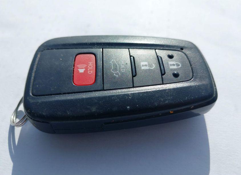 Photo 11 of 2021 Toyota Highlander HYBRID LE (VIN 5TDZARAH6MS505024)