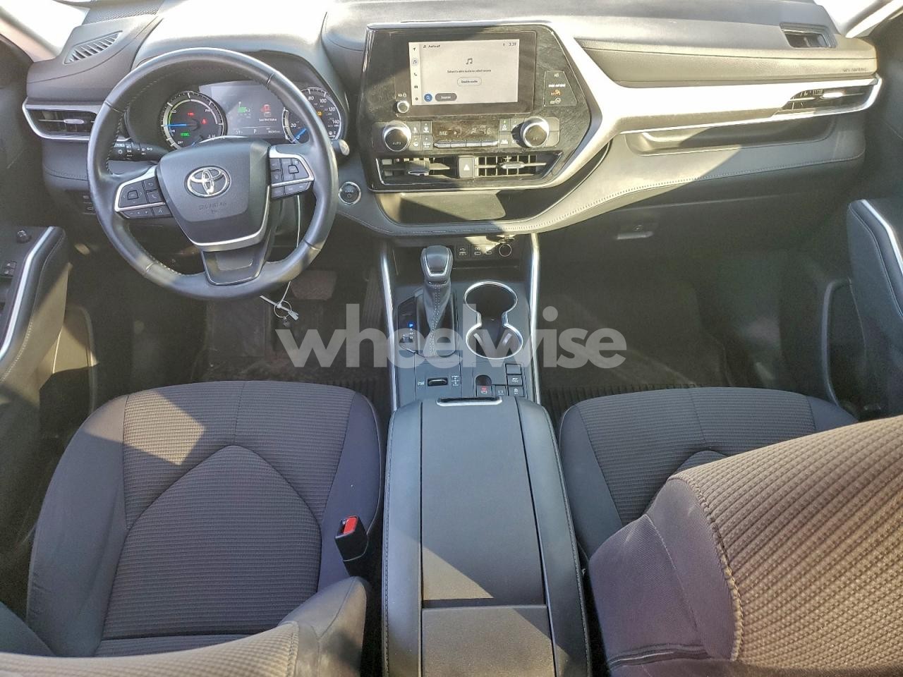Photo 8 of 2023 TOYOTA HIGHLANDER HYBRID LE (VIN 5TDZARAHXPS521120)