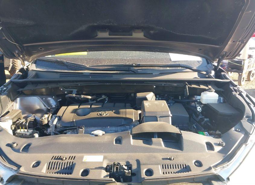 Photo 10 of 2019 Toyota Highlander LE (VIN 5TDZARFH0KS059636)