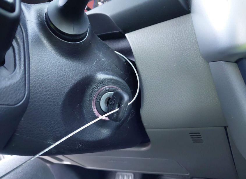 Photo 11 of 2016 Toyota Highlander LE (VIN 5TDZARFH1GS020531)