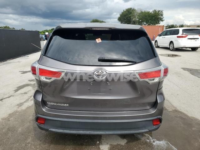 Photo 10 of 2016 TOYOTA HIGHLANDER LE (VIN 5TDZARFH2GS018027)
