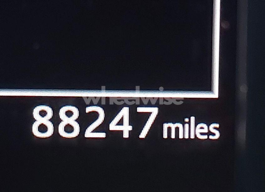 Photo 16 of 2019 Toyota Highlander LE (VIN 5TDZARFH2KS050579)