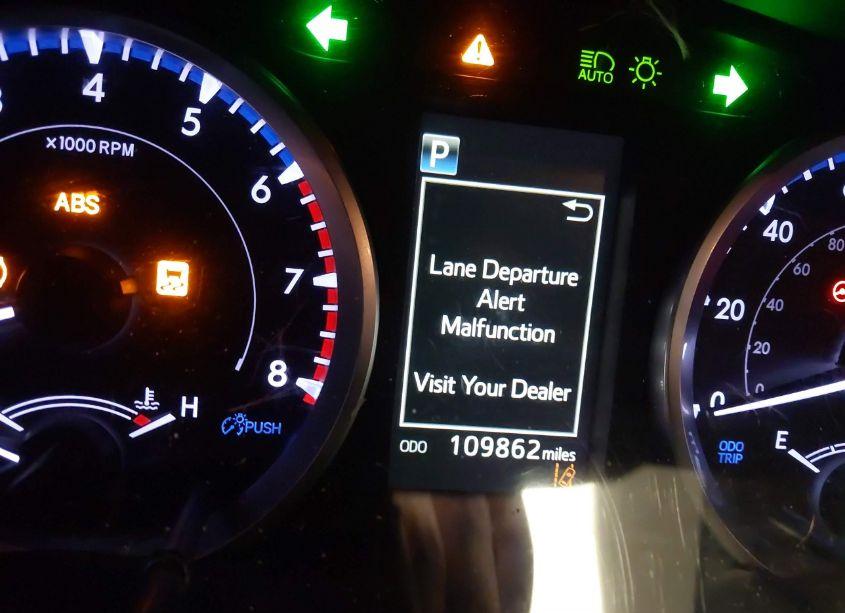 Photo 7 of 2019 Toyota Highlander LE (VIN 5TDZARFH2KS057242)