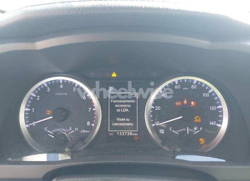 Photo 7 of 2017 Toyota Highlander LE (VIN 5TDZARFH4HS023814)