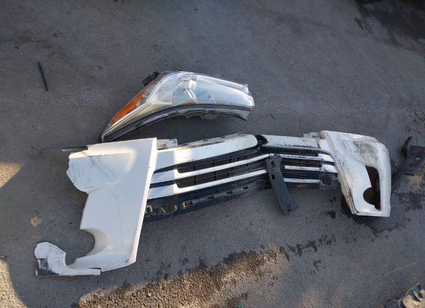 Photo 11 of 2018 Toyota Highlander LE (VIN 5TDZARFH4JS041591)