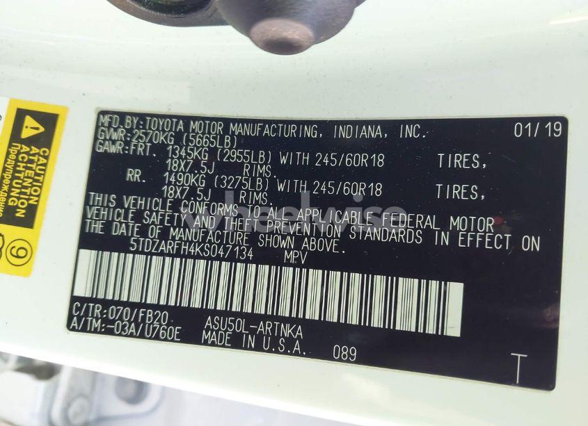 Photo 9 of 2019 Toyota Highlander LE (VIN 5TDZARFH4KS047134)