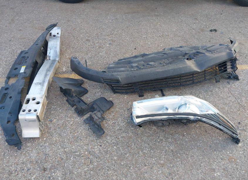 Photo 12 of 2019 Toyota Highlander LE (VIN 5TDZARFH4KS056853)