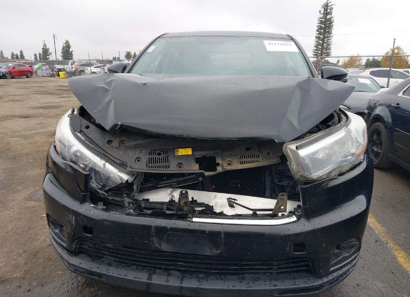 Photo 12 of 2016 Toyota Highlander LE (VIN 5TDZARFH5GS019348)