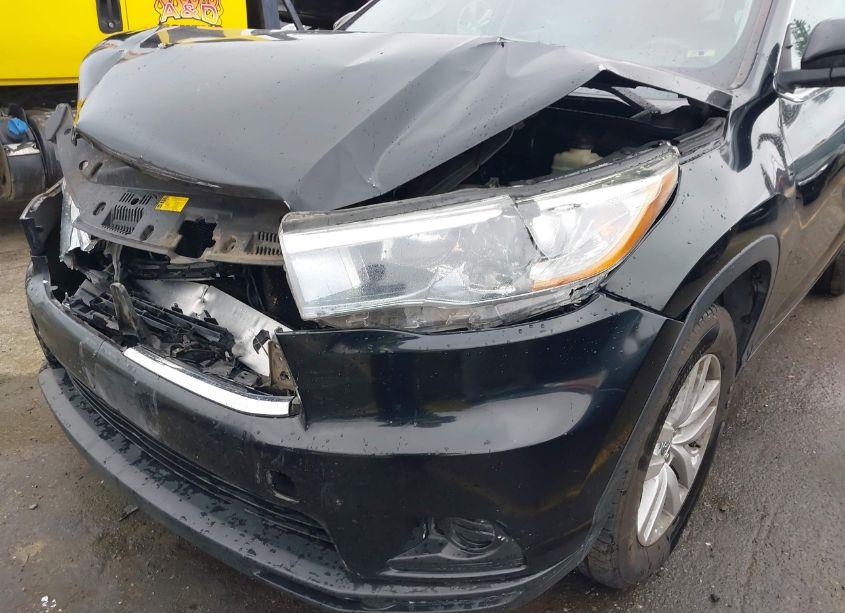 Photo 17 of 2016 Toyota Highlander LE (VIN 5TDZARFH5GS019348)