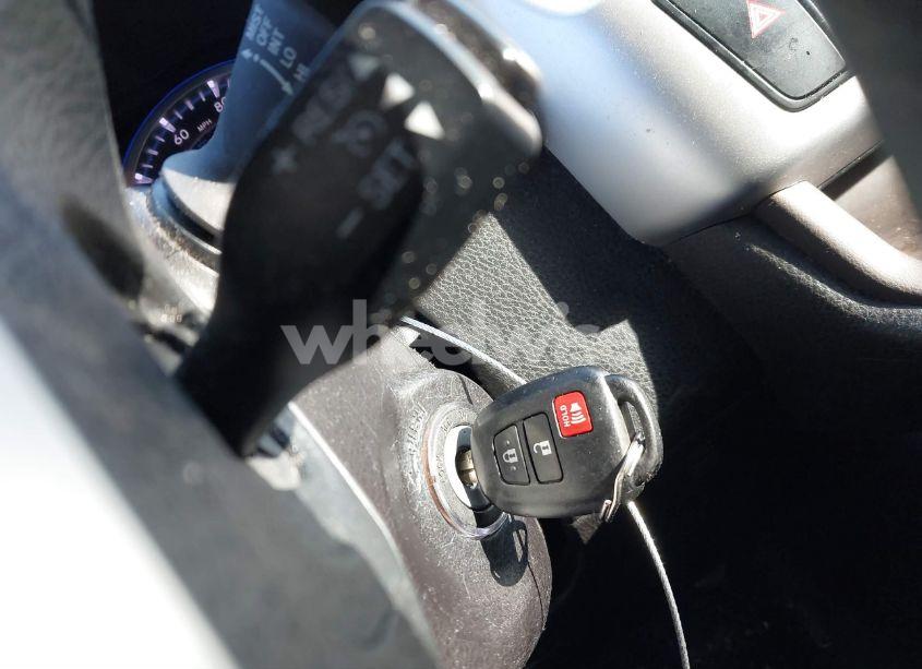 Photo 11 of 2016 Toyota Highlander LE (VIN 5TDZARFH6GS022937)