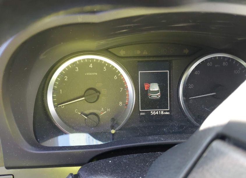 Photo 7 of 2019 Toyota Highlander LE (VIN 5TDZARFH6KS042758)