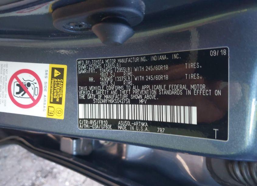 Photo 9 of 2019 Toyota Highlander LE (VIN 5TDZARFH6KS042758)