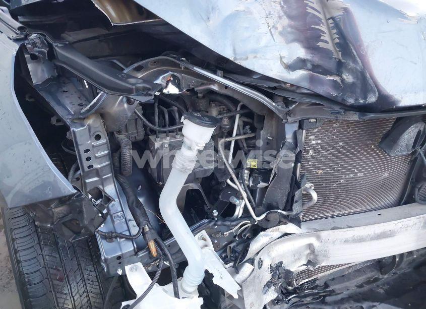 Photo 20 of 2019 Toyota Highlander LE (VIN 5TDZARFH6KS054098)