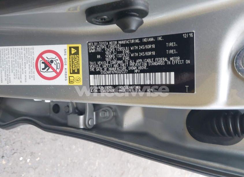 Photo 9 of 2017 Toyota Highlander LE (VIN 5TDZARFH7HS025377)