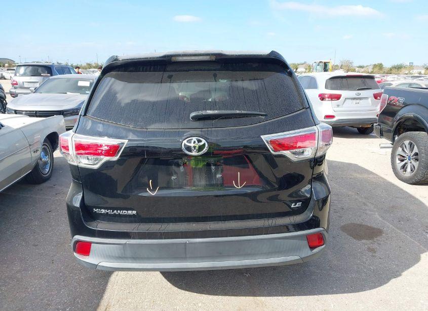 Photo 17 of 2015 Toyota Highlander LE (VIN 5TDZARFH9FS016239)