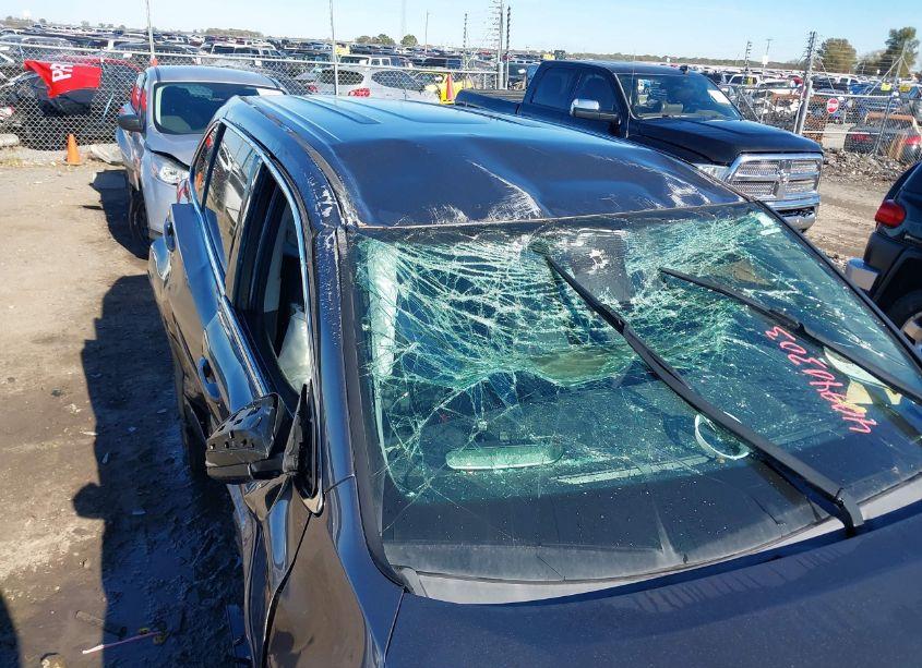 Photo 6 of 2017 Toyota Highlander LE (VIN 5TDZARFH9HS028412)