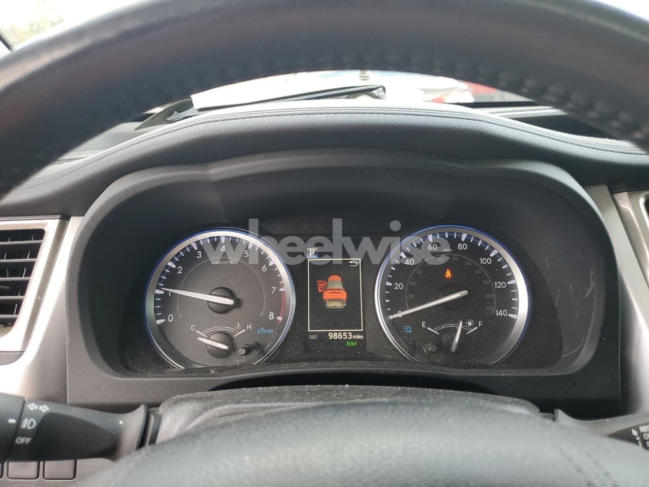 Photo 9 of 2019 TOYOTA HIGHLANDER SE N/A (VIN 5TDZARFH9JS041490)