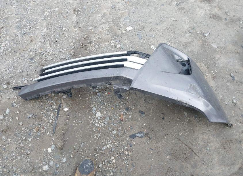 Photo 12 of 2019 Toyota Highlander LE (VIN 5TDZARFHXKS056100)