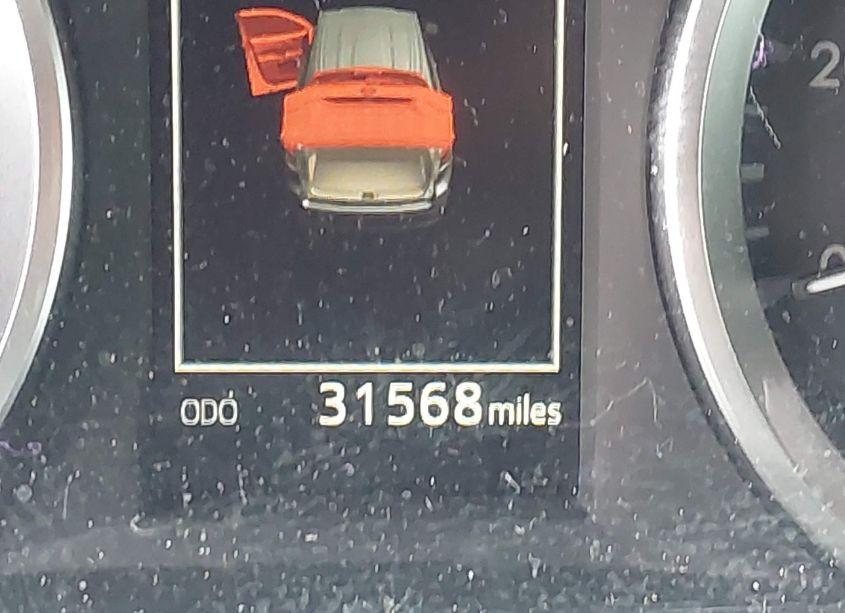 Photo 16 of 2019 Toyota Highlander LE (VIN 5TDZARFHXKS056100)