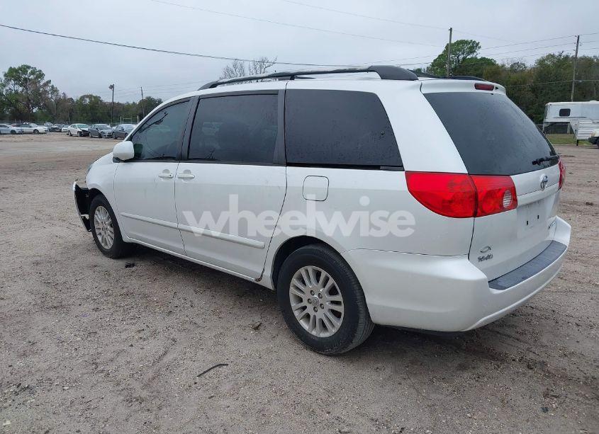 Photo 3 of 2007 Toyota Sienna XLE (VIN 5TDZK22C07S034483)