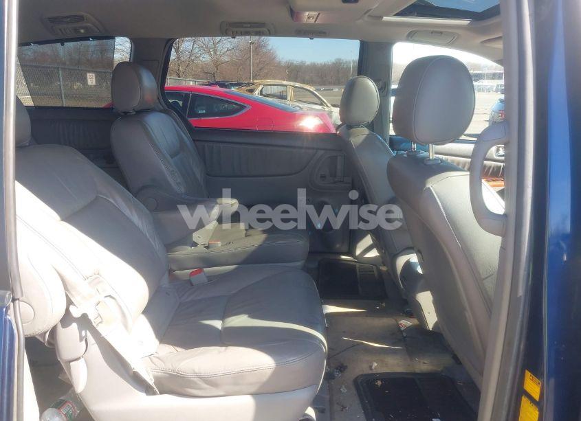 Photo 8 of 2007 Toyota Sienna XLE (VIN 5TDZK22C07S056161)