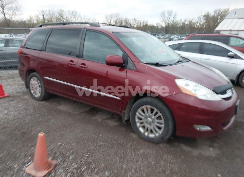 2007 Toyota Sienna XLE LIMITED (VIN 5TDZK22C07S070576) main photo
