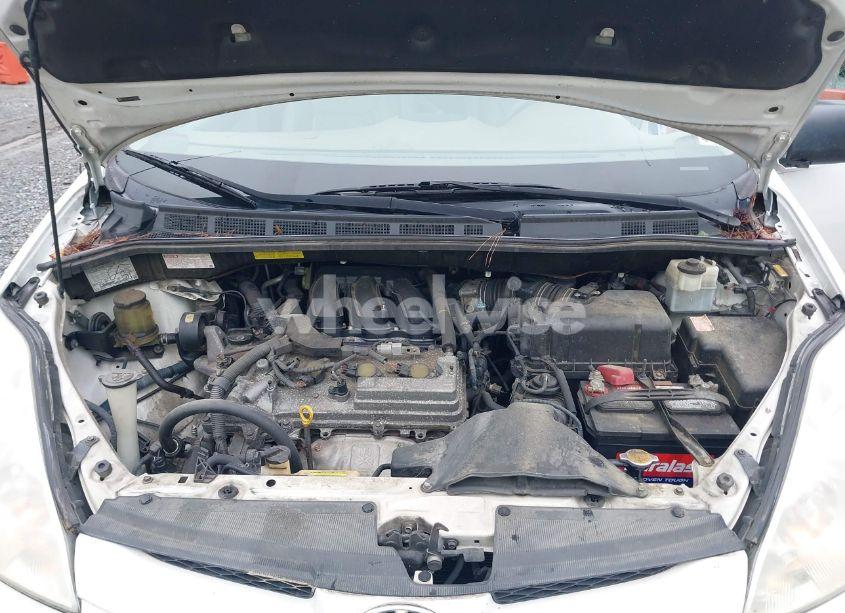 Photo 10 of 2008 Toyota Sienna XLE (VIN 5TDZK22C08S100113)