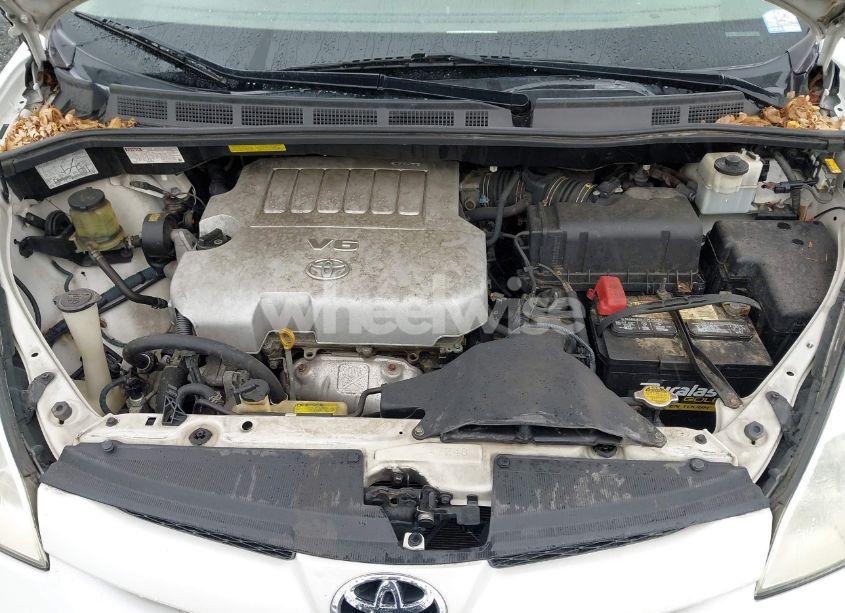 Photo 10 of 2008 Toyota Sienna XLE (VIN 5TDZK22C08S118773)