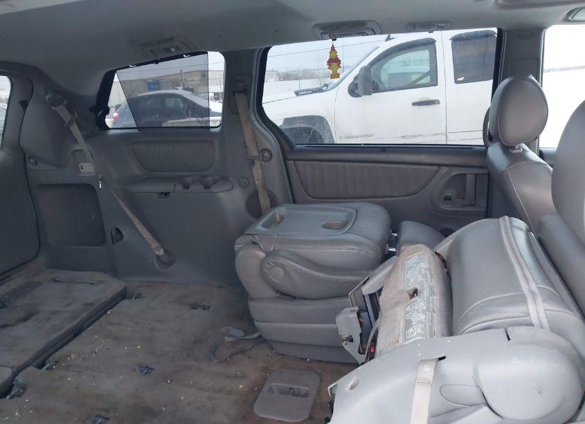 Photo 8 of 2008 Toyota Sienna XLE (VIN 5TDZK22C08S183624)