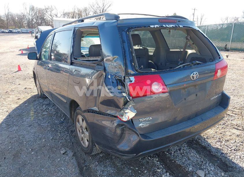 Photo 6 of 2008 Toyota Sienna XLE (VIN 5TDZK22C08S223667)