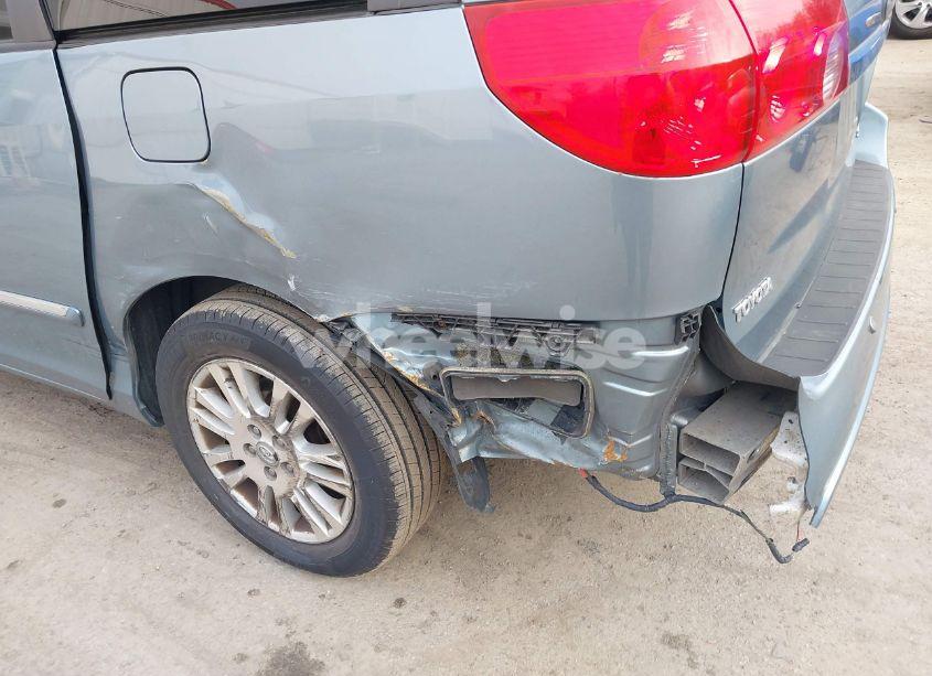 Photo 6 of 2008 Toyota Sienna LIMITED (VIN 5TDZK22C18S102498)