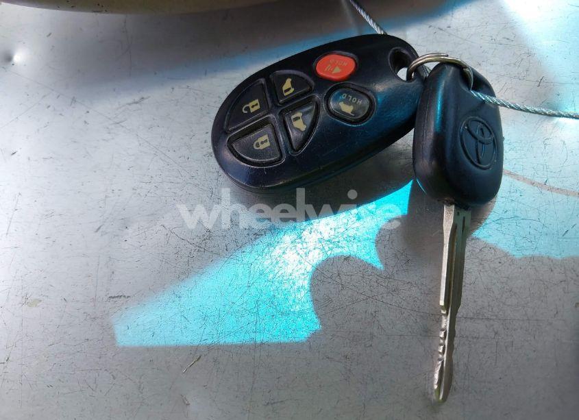 Photo 11 of 2008 Toyota Sienna XLE (VIN 5TDZK22C18S153368)