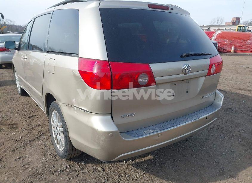 Photo 6 of 2008 Toyota Sienna XLE (VIN 5TDZK22C18S171109)