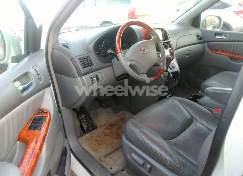 Photo 16 of 2008 Toyota Sienna LIMITED (VIN 5TDZK22C18S201502)