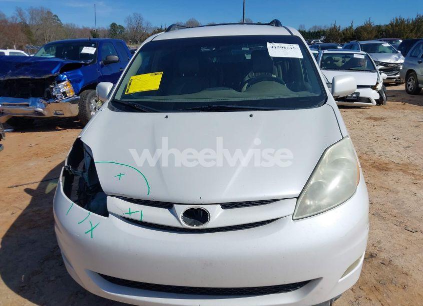 Photo 13 of 2008 Toyota Sienna XLE (VIN 5TDZK22C18S213553)
