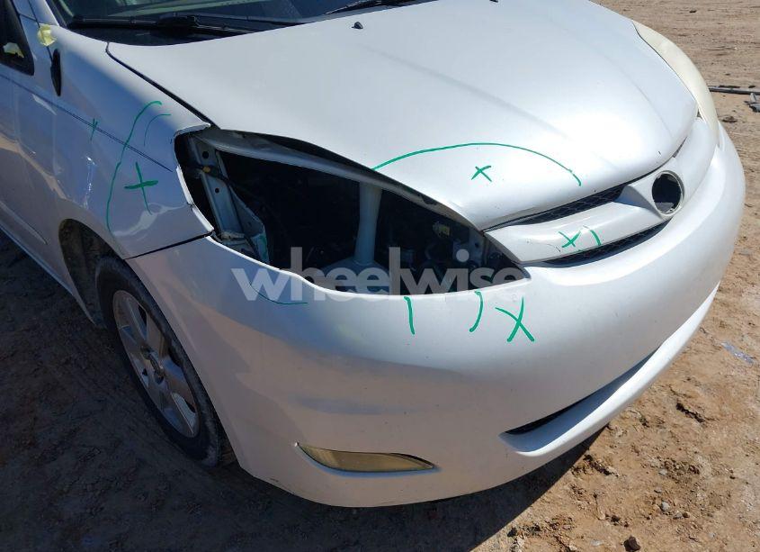 Photo 6 of 2008 Toyota Sienna XLE (VIN 5TDZK22C18S213553)