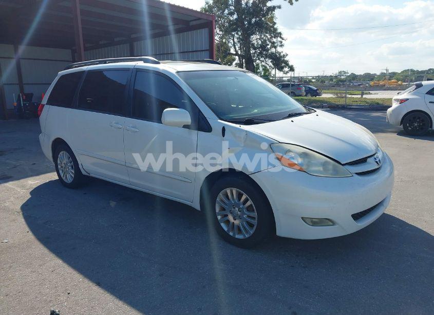 2009 Toyota Sienna XLE (VIN 5TDZK22C19S238812) main photo