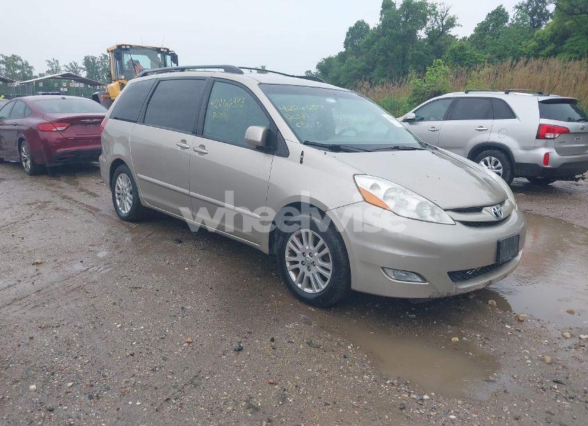 2009 Toyota Sienna XLE (VIN 5TDZK22C19S241208) main photo