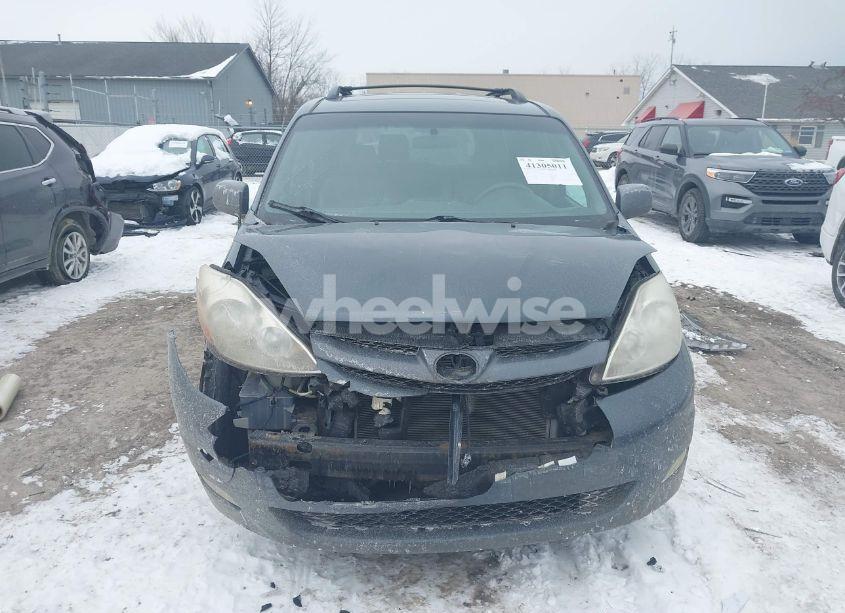 Photo 12 of 2008 Toyota Sienna XLE (VIN 5TDZK22C28S201945)