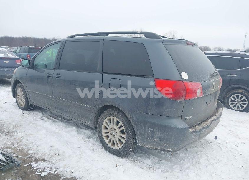 Photo 3 of 2008 Toyota Sienna XLE (VIN 5TDZK22C28S201945)