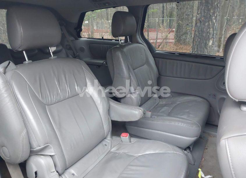 Photo 8 of 2008 Toyota Sienna LIMITED (VIN 5TDZK22C28S220219)