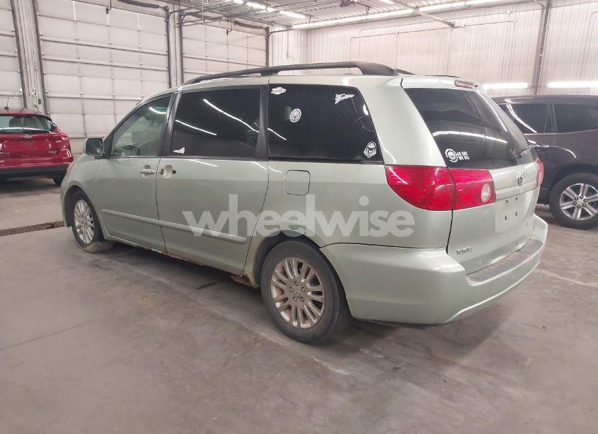 Photo 3 of 2008 Toyota Sienna XLE (VIN 5TDZK22C38S164338)