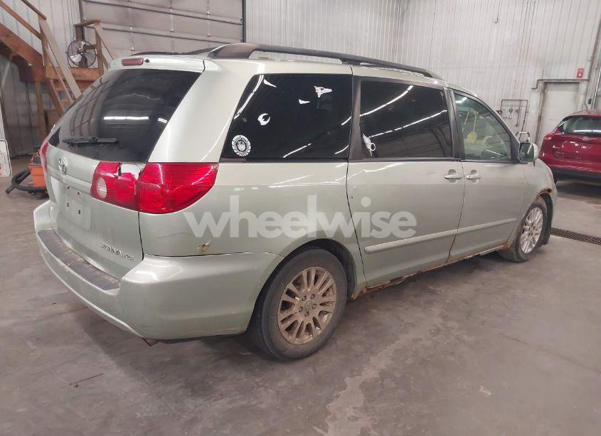 Photo 4 of 2008 Toyota Sienna XLE (VIN 5TDZK22C38S164338)