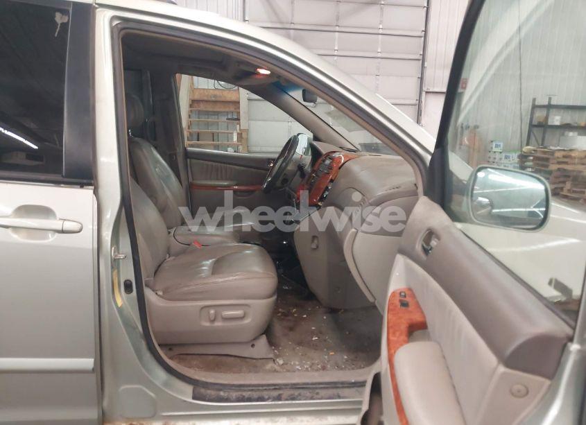 Photo 5 of 2008 Toyota Sienna XLE (VIN 5TDZK22C38S164338)