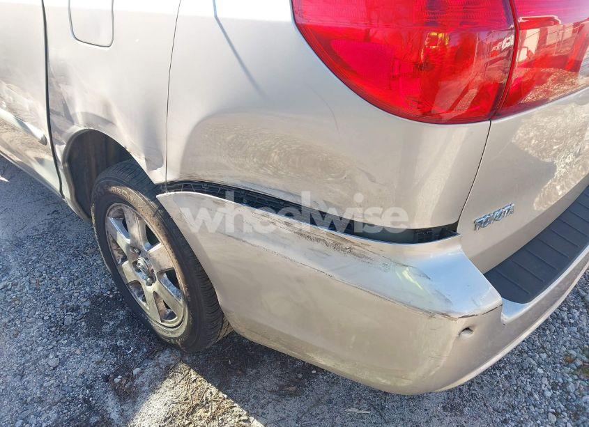 Photo 13 of 2008 Toyota Sienna XLE (VIN 5TDZK22C38S197274)