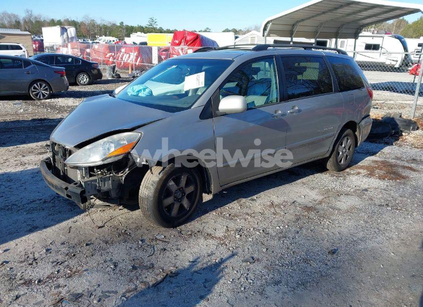 Photo 2 of 2008 Toyota Sienna XLE (VIN 5TDZK22C38S197274)