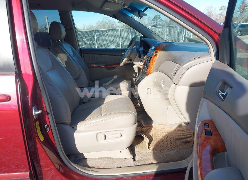 Photo 5 of 2008 Toyota Sienna XLE (VIN 5TDZK22C38S215417)