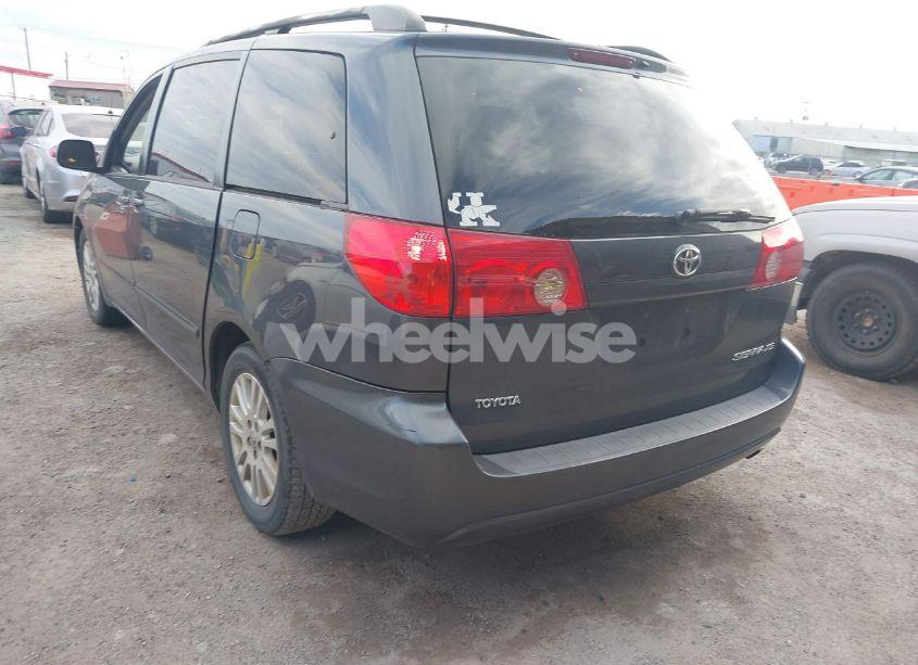 Photo 3 of 2009 Toyota Sienna XLE (VIN 5TDZK22C39S230940)