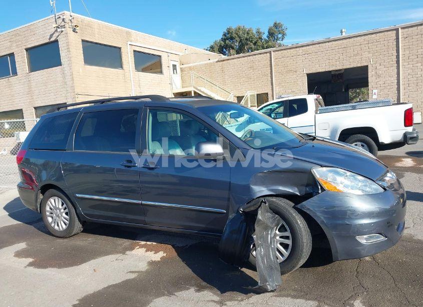 Photo 13 of 2009 Toyota Sienna LIMITED (VIN 5TDZK22C39S272475)