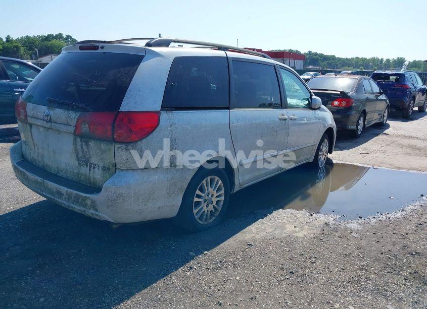 Photo 4 of 2007 Toyota Sienna XLE (VIN 5TDZK22C47S046118)